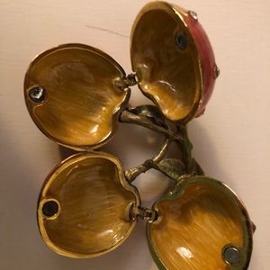 Accents - Cherry home decor (rings) holder Accents - Cherry home decor (rings) holder